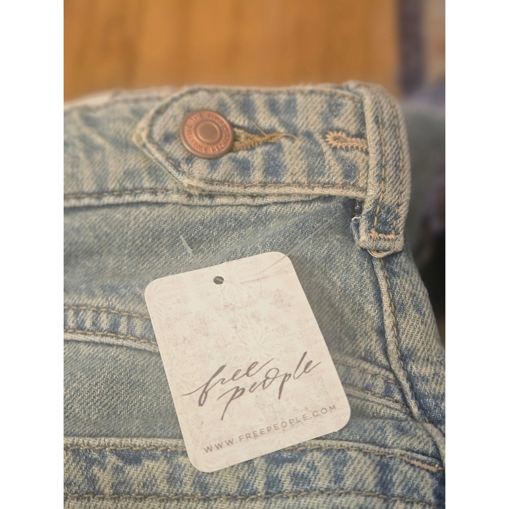 Free People Wide Leg Jeans Womens 31 Light Wash‎ Boho Relaxed Denim NWT - Picture 6 of 7
